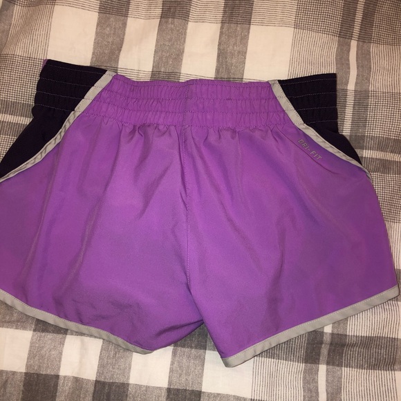 Nike shorts! - Picture 2 of 3
